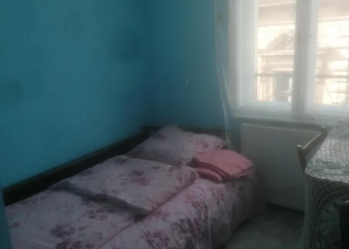 La Doi Pasi De Biserica Neagra Guest house Brasov